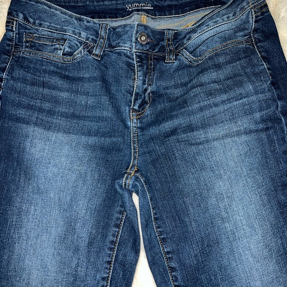Yummie jeans by Heather Thompson - Picture 2 of 6